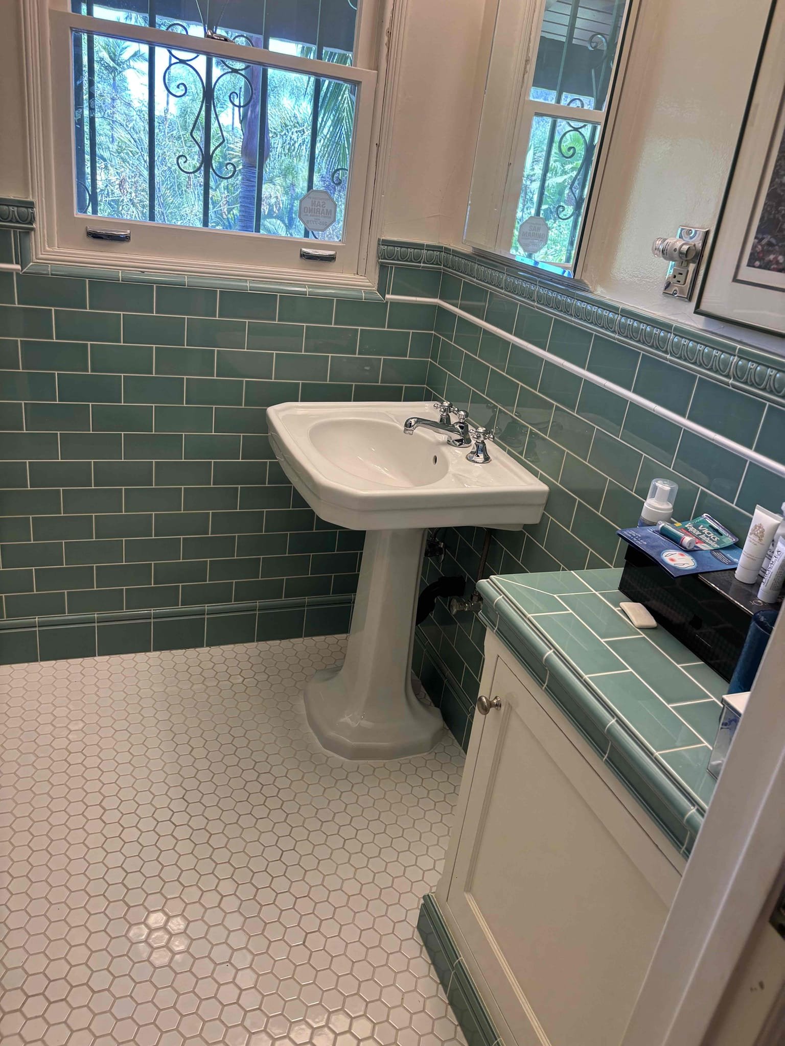 Clogged Drain Repair & Pipe Descaling photo
